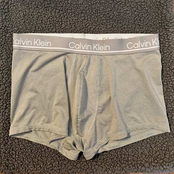 Calvin Klein Men's Grey Boxer Briefs - Picture 1 of 5